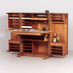 Bureau Magic Box van Mummenthaler en Meier voor Ateliers Genestar uit de jaren 50 in palissander