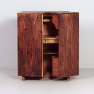Bureau Magic Box van Mummenthaler en Meier voor Ateliers Genestar uit de jaren 50 in palissander