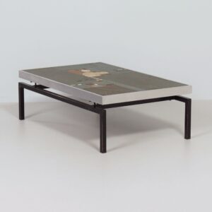 Brutalistische Salontafel van Paul Kingma uit 1969 met aluminium rand, vroege editie
