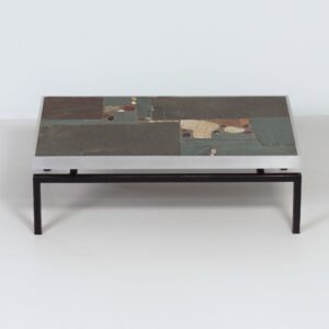 Brutalistische Salontafel van Paul Kingma uit 1969 met aluminium rand, vroege editie