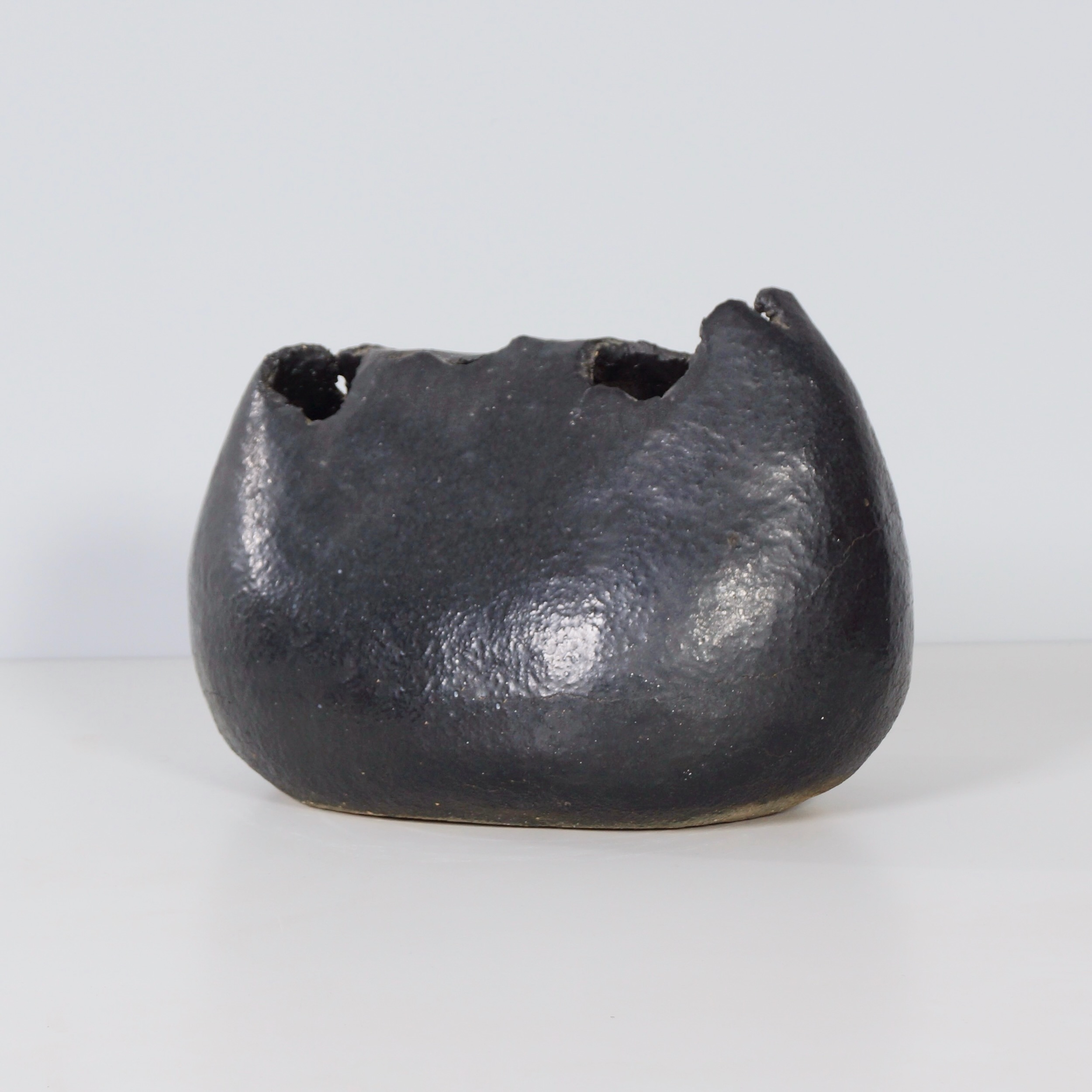 Sculpturale Keramische Vaas van Keiko Yoshida, 1971