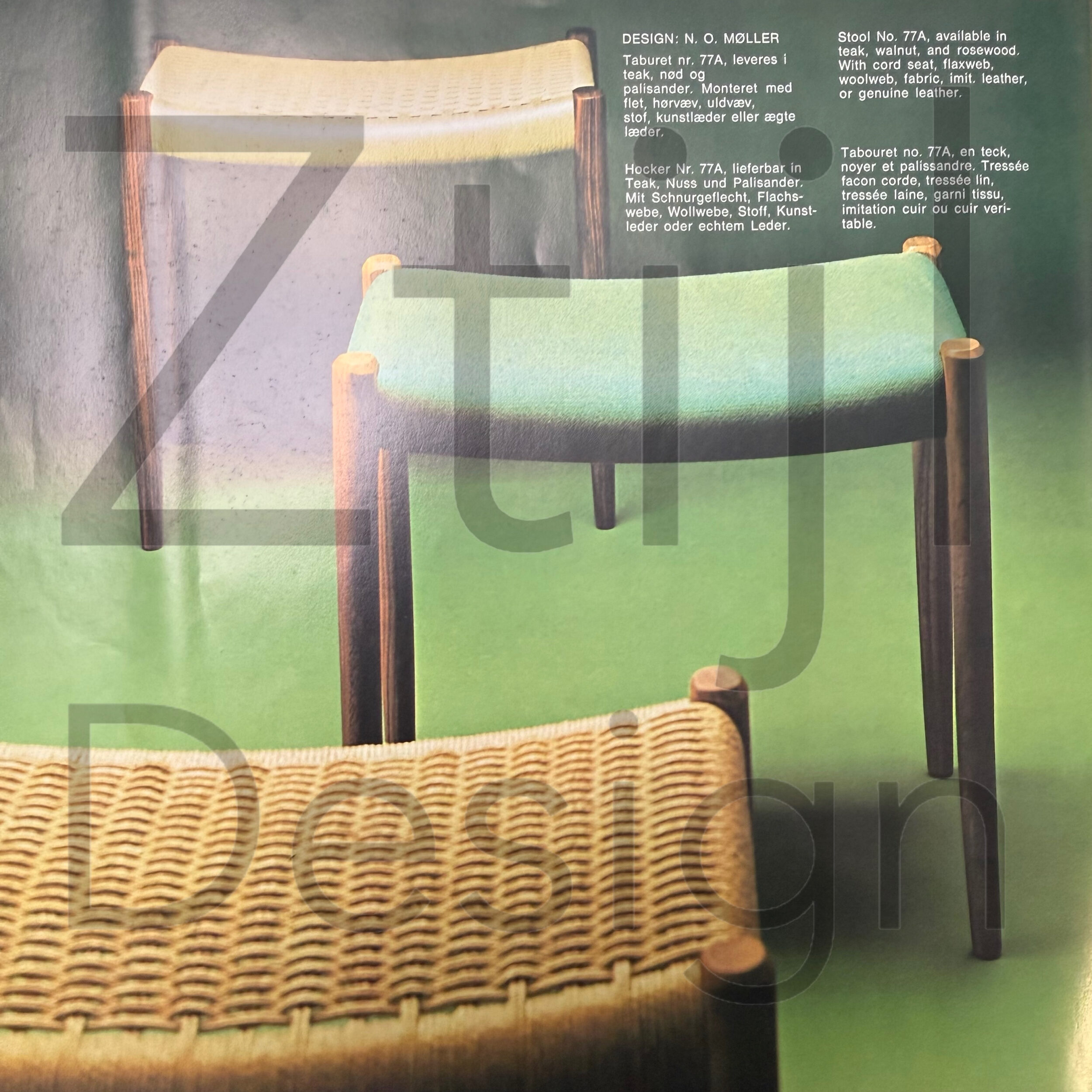 Deense kruk model 77A van Niels Otto Møller voor J.L. Møllers Møbelfabrik, jaren 60