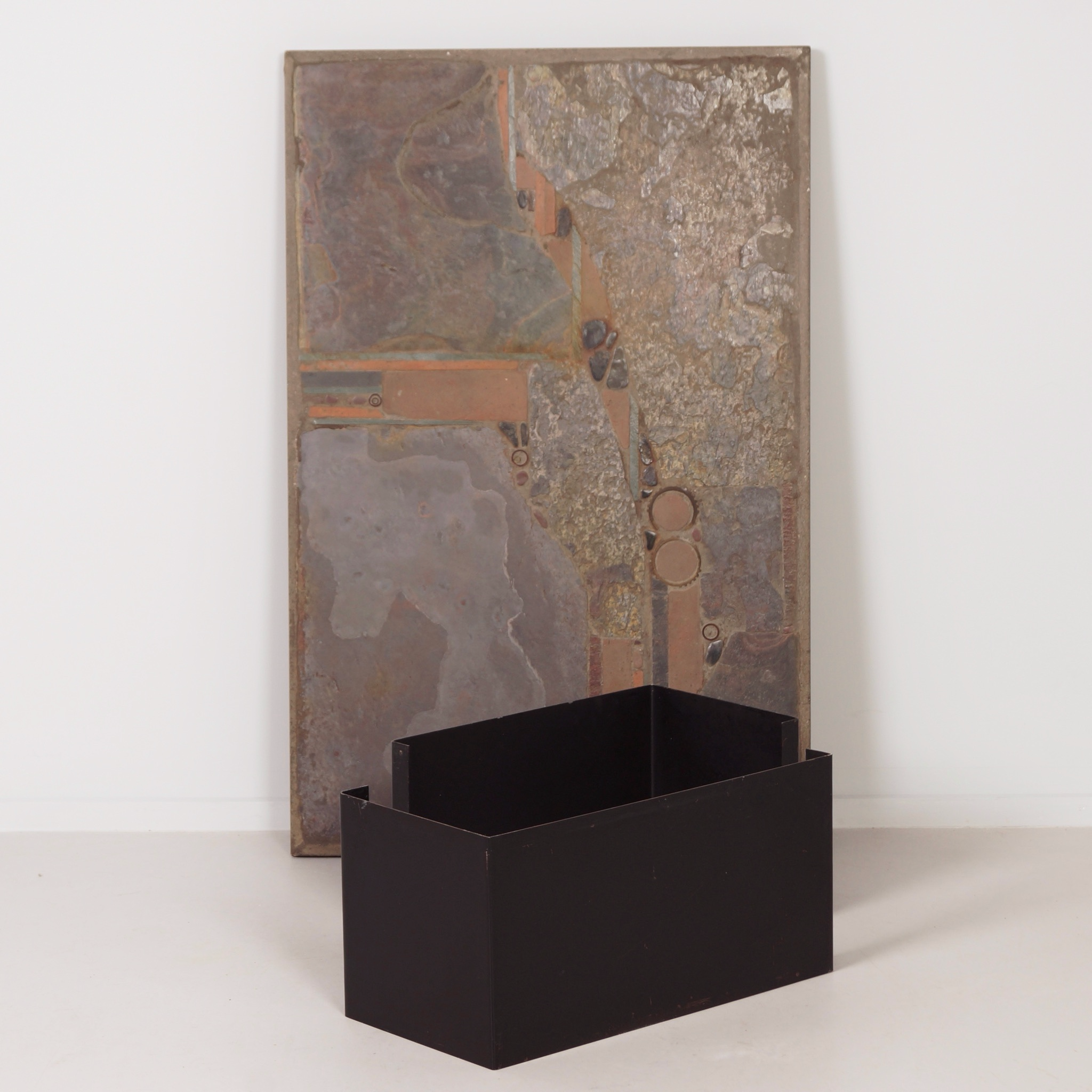 Rechthoekige Salontafel van Paul Kingma uit de jaren 70 met Basalt en Terracotta Inleg