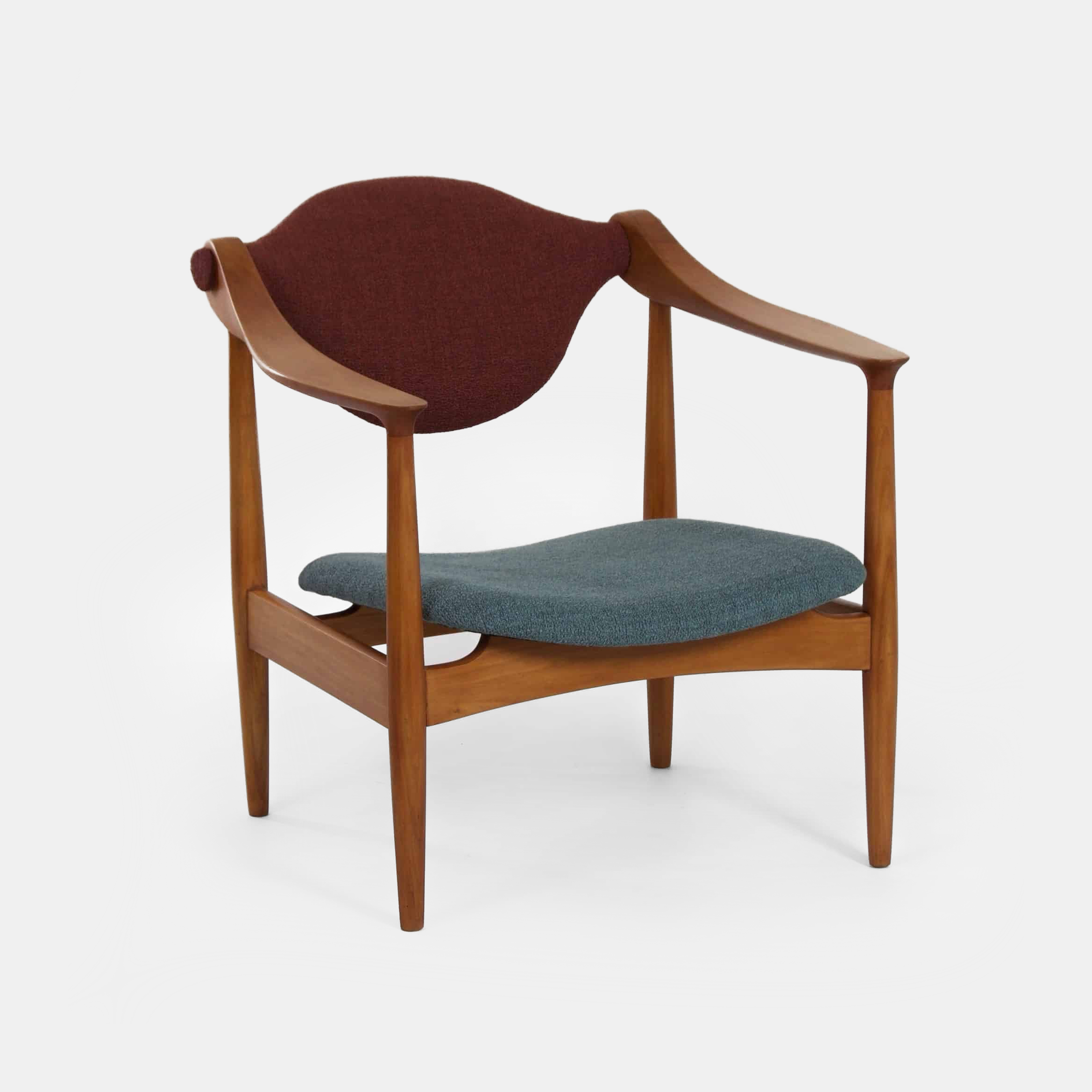 Deense Fauteuil van Perenhout, 1960s – Opnieuw Bekleed