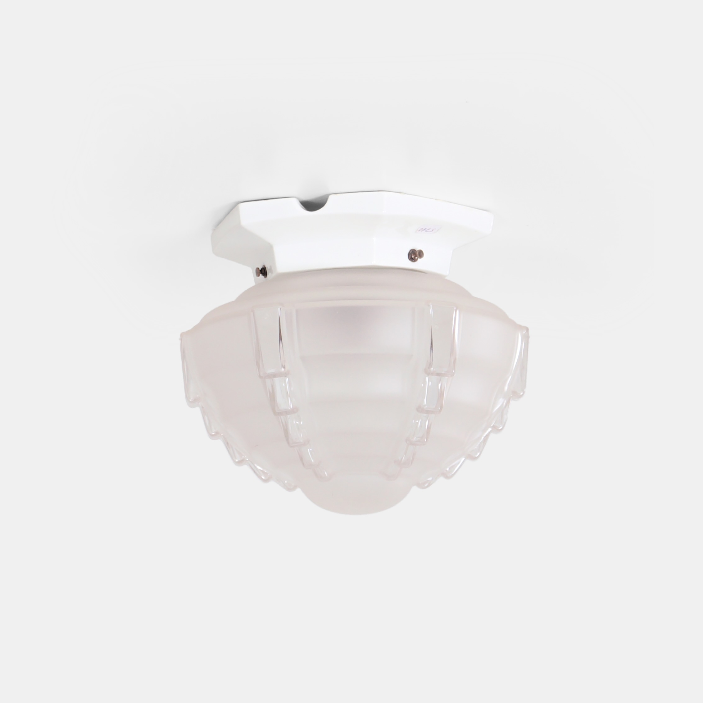 Art Deco Plafondlamp in Porselein met Gezandstraald Glas uit de Jaren 30