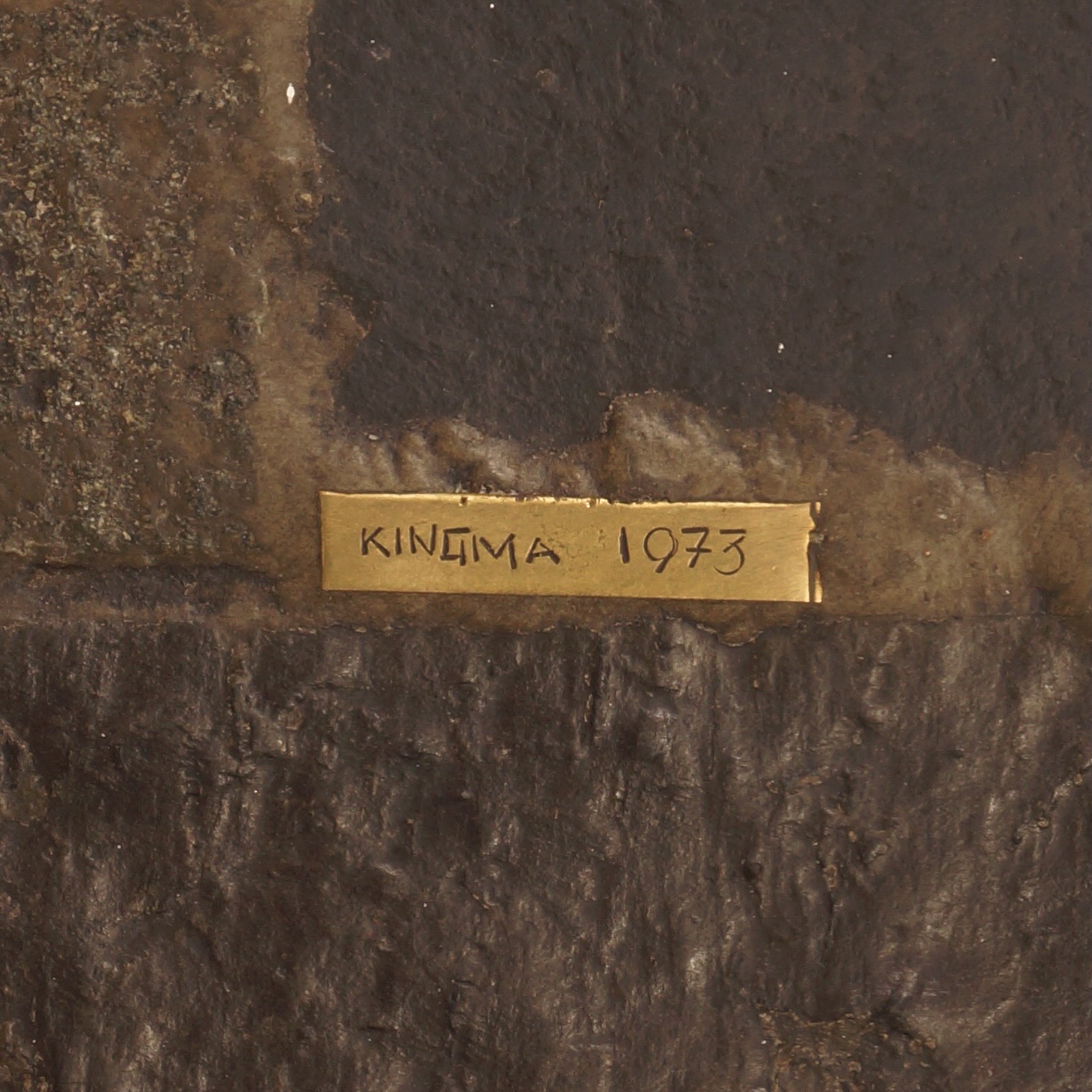 Rechthoekige salontafel van Paul Kingma, 1973 met messing en rood glas