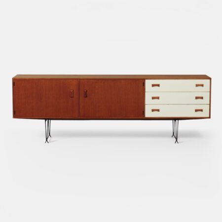 Jaren ’50 Pastoe Dressoir Cees Braakman in de stijl van de DB 02 serie