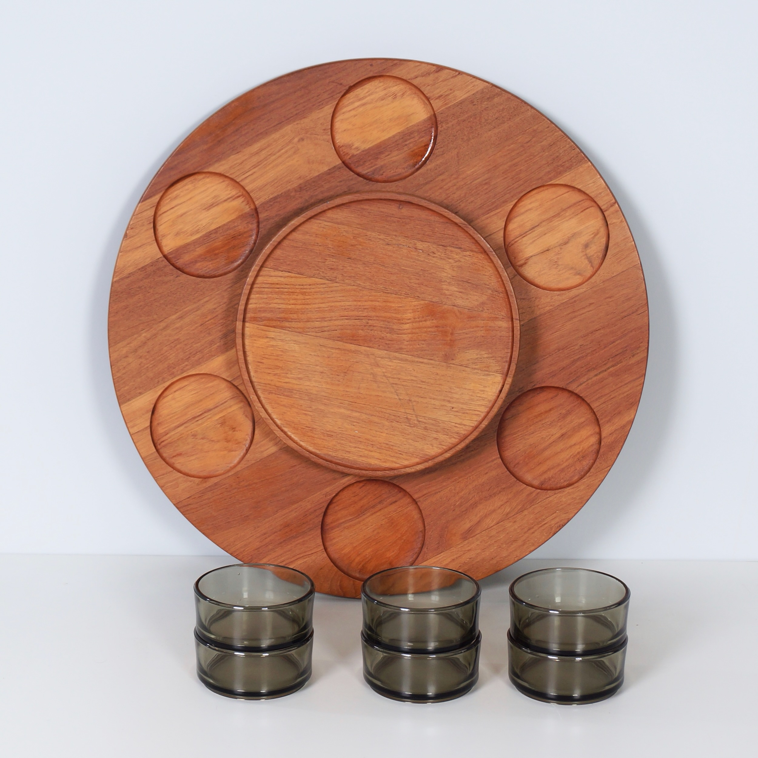 Lazy Susan Snack Dienblad met 6 Schaaltjes, Denemarken, jaren 60 – Ø 49 cm Groot