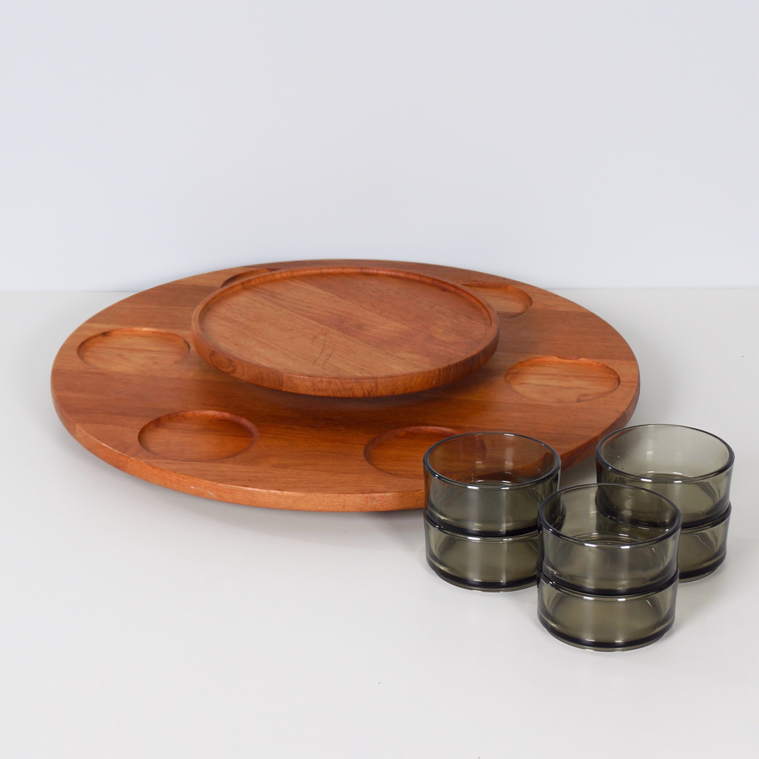 Lazy Susan Snack Dienblad met 6 Schaaltjes, Denemarken, jaren 60 – Ø 49 cm Groot