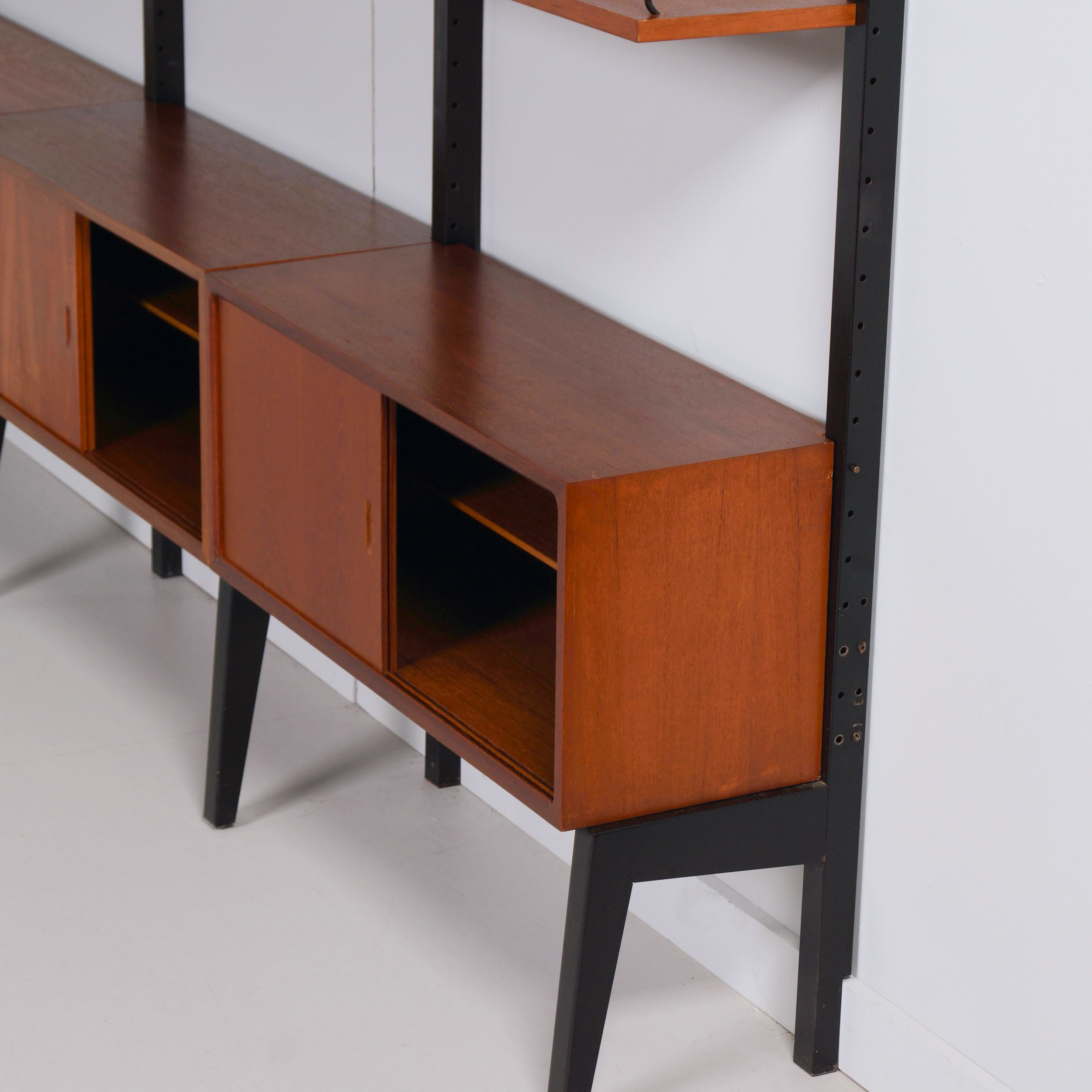 Vrijstaand Royal System van Poul Cadovius voor Cado, Denemarken, 1960s