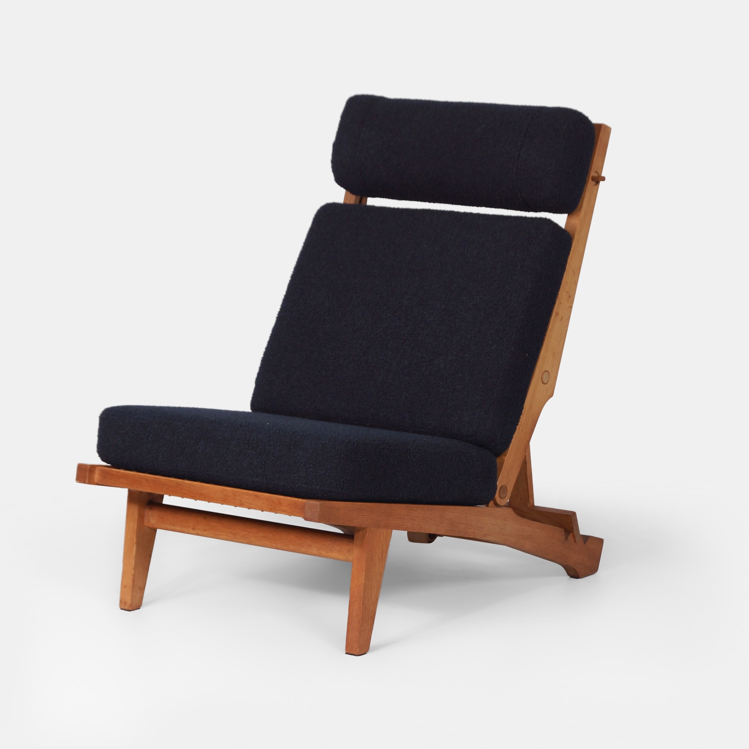 Lounge stoel AP-71 van Hans Wegner voor AP Stolen, 1968 – opnieuw gestoffeerd, zeldzaam