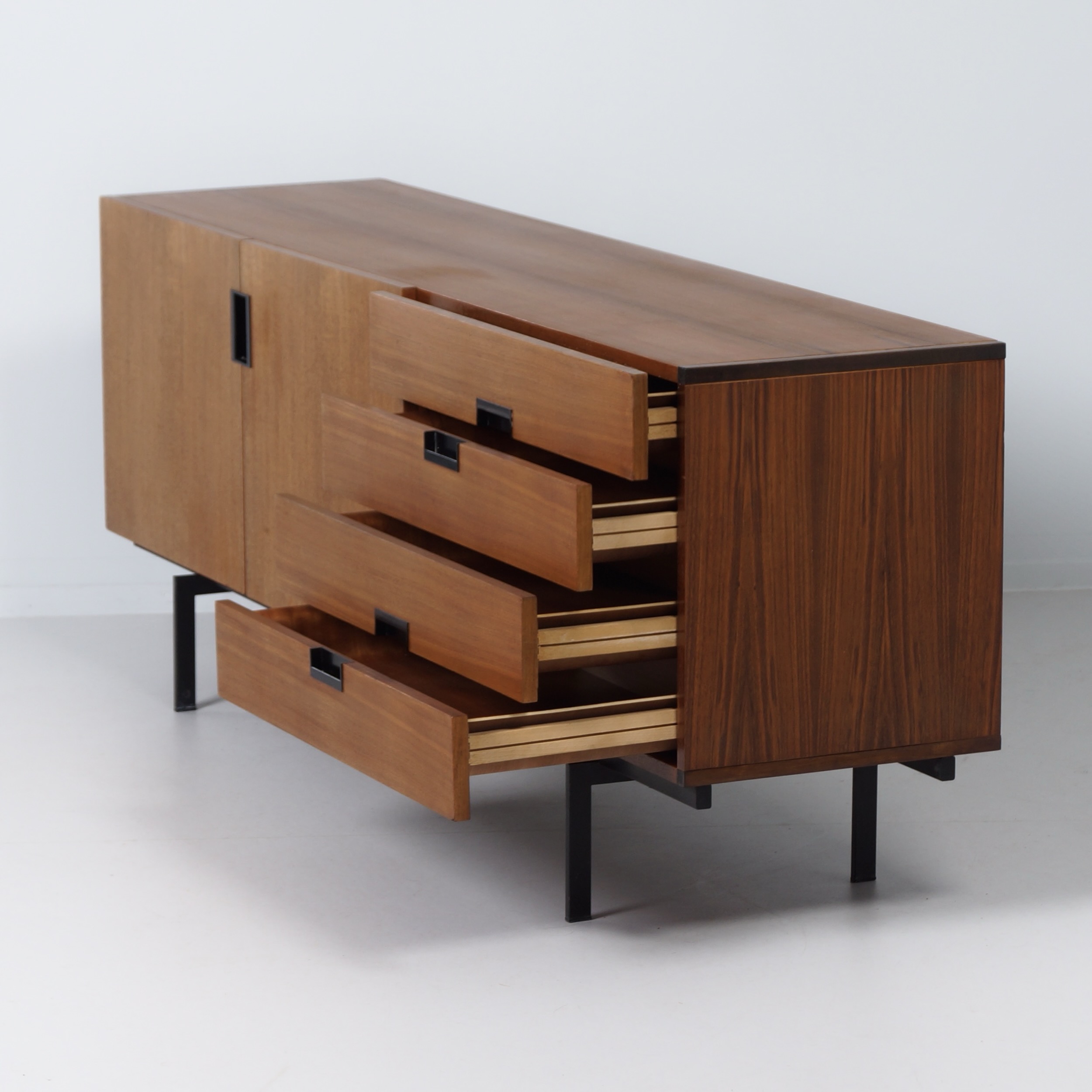DU04 Dressoir van Cees Braakman voor Pastoe, 1960s – Teak, Japanse Serie