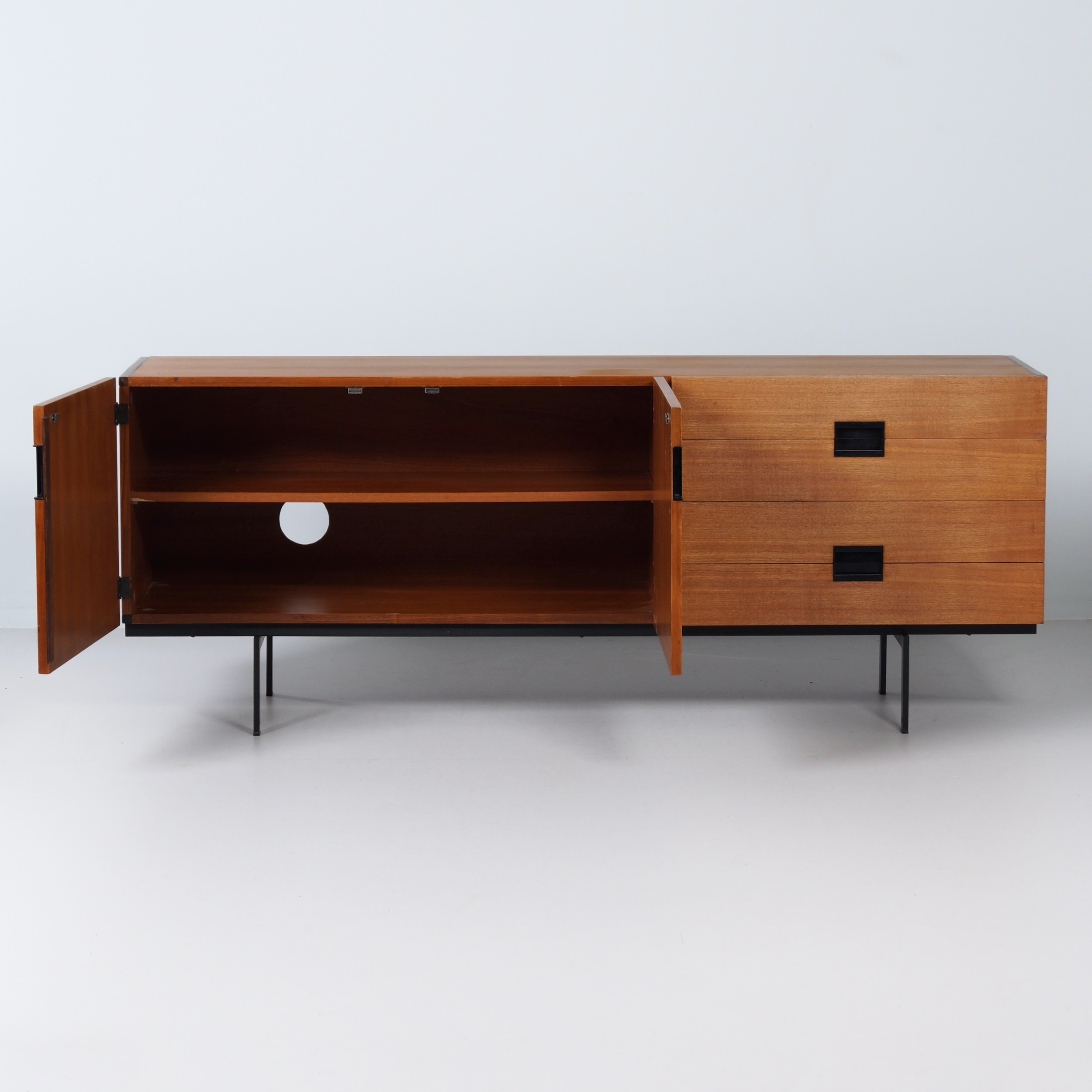 DU04 Dressoir van Cees Braakman voor Pastoe, 1960s – Teak, Japanse Serie
