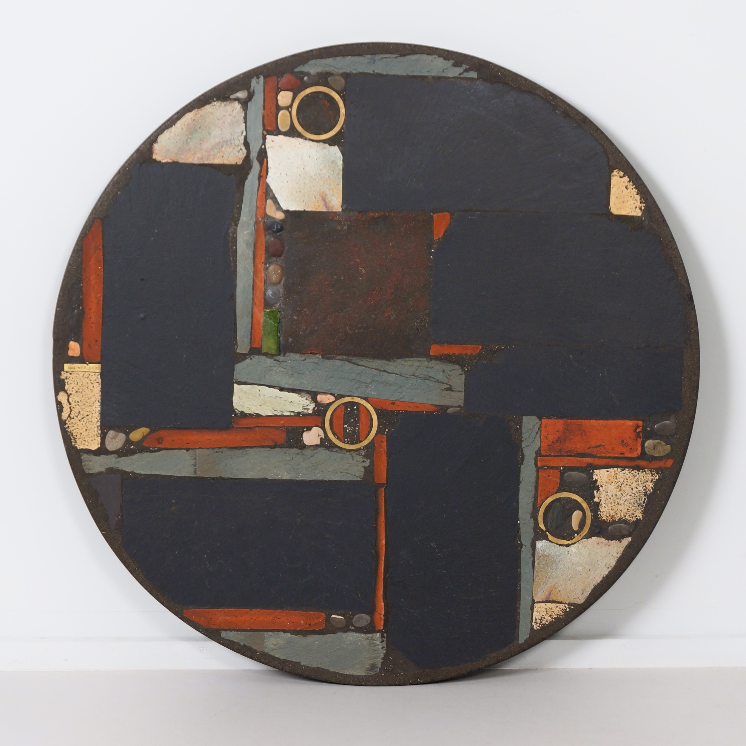 Ronde Salontafel van Paul Kingma in Aardse Tinten | Gemerkt Kingma 1978, Ø99 cm