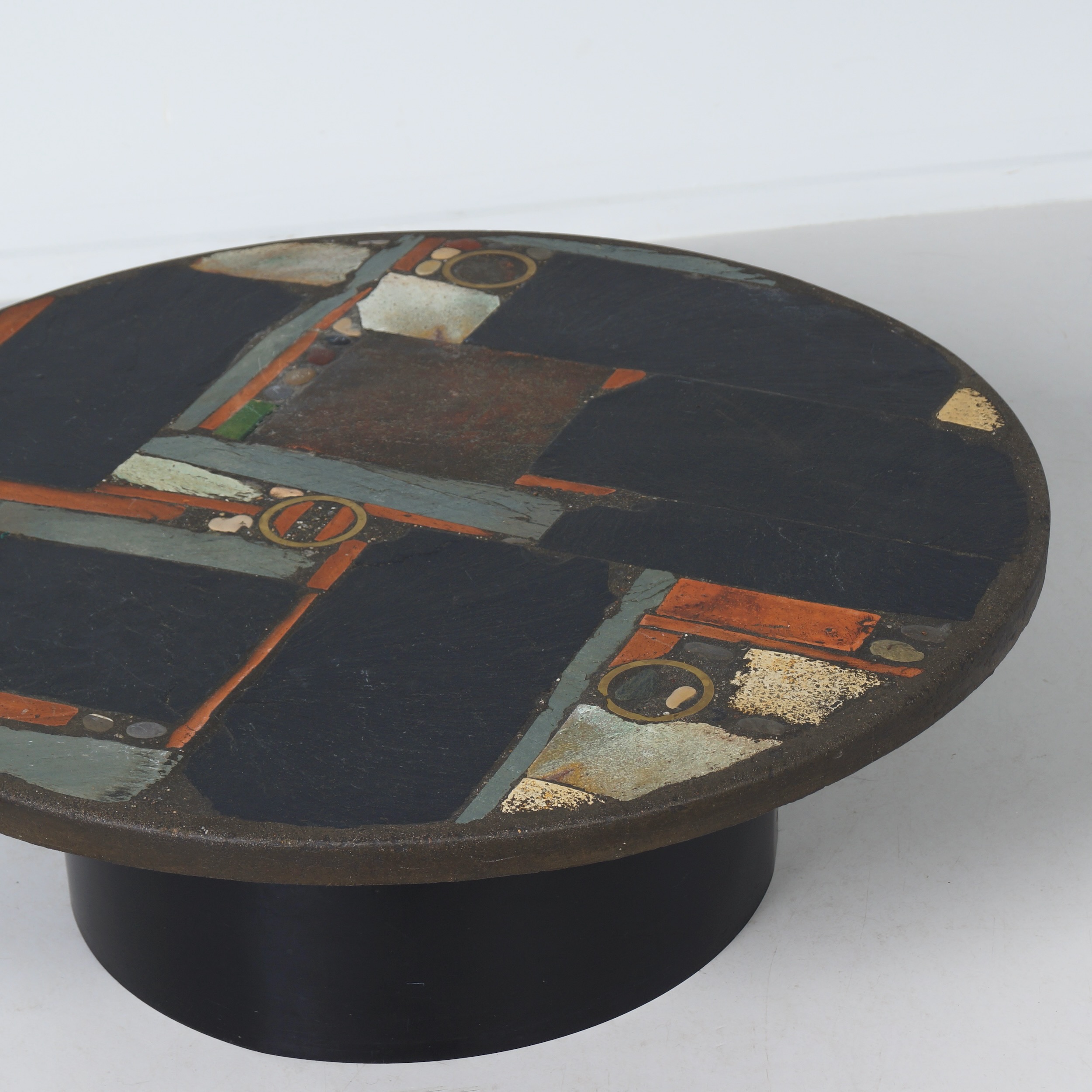 Ronde Salontafel van Paul Kingma in Aardse Tinten | Gemerkt Kingma 1978, Ø99 cm