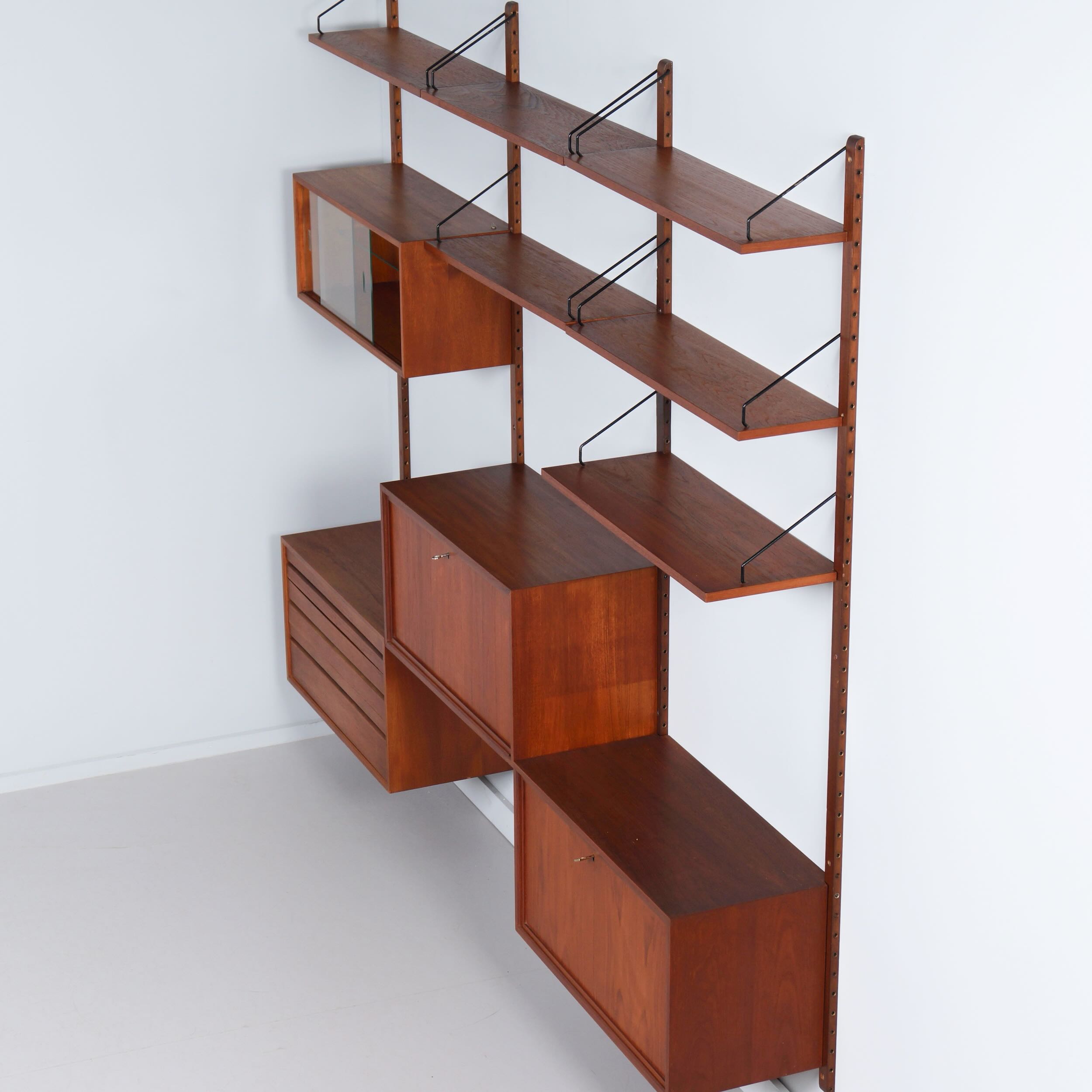 Royal System van Poul Cadovius voor Cado, 1960s – Teakhouten Wandsysteem, 14-Delig