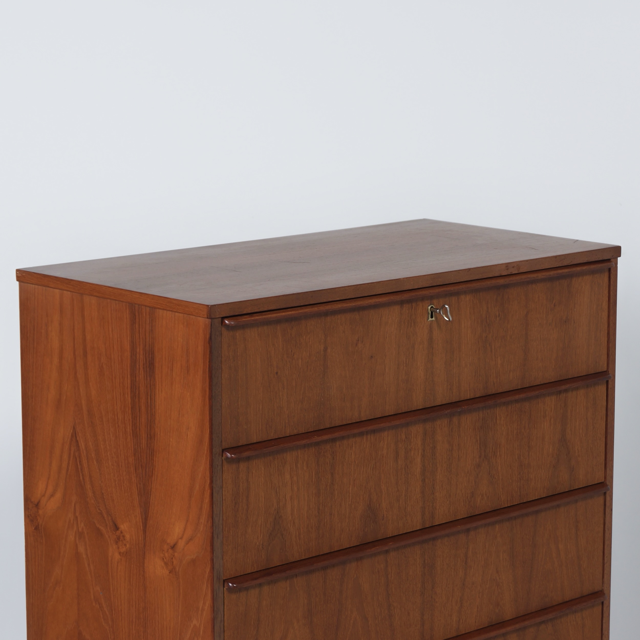 Deense Ladekast in Teakhout 1960s – 6 Laden