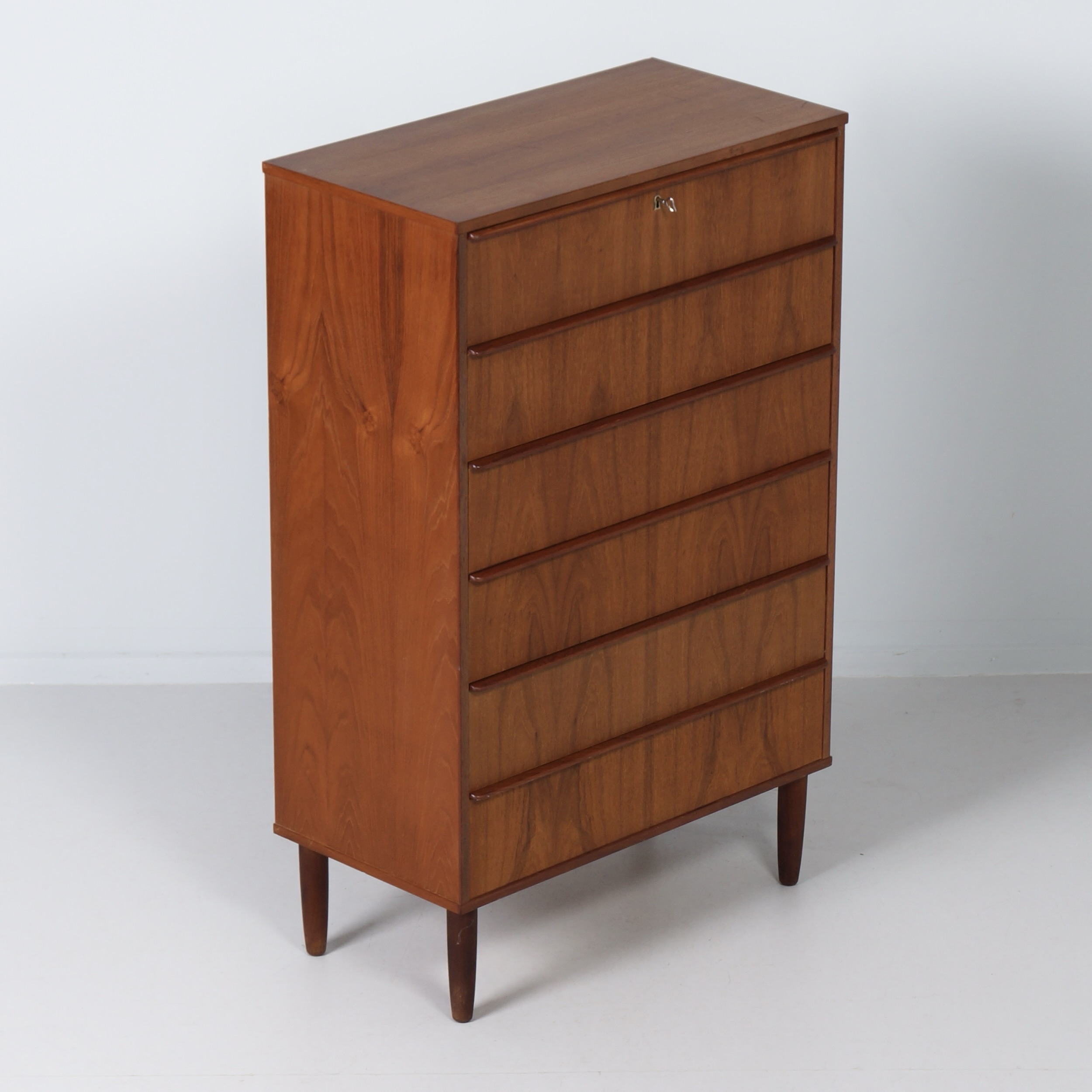 Deense Ladekast in Teakhout 1960s – 6 Laden