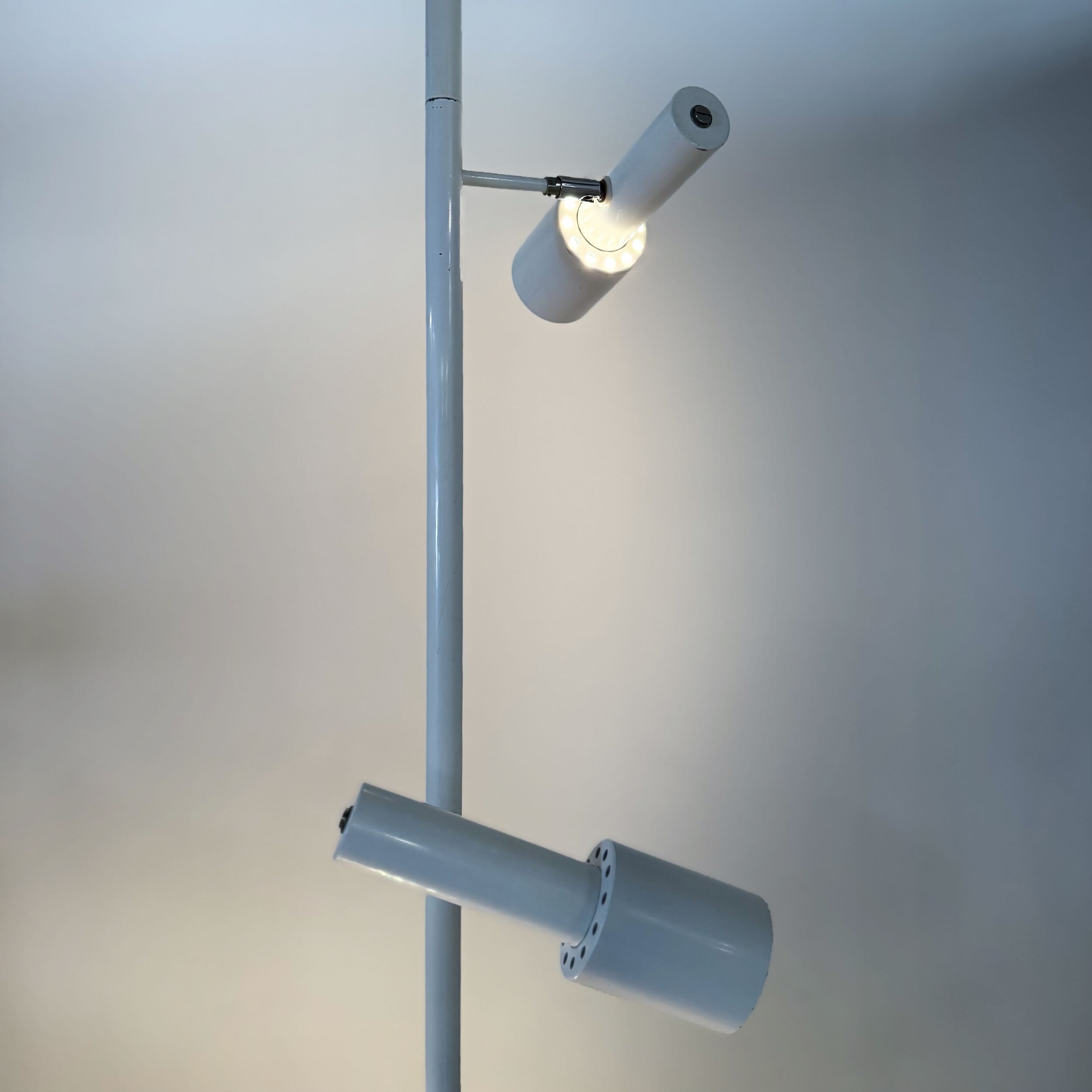 Witte telescopische vloer-tot-plafondlamp model 642 van Hala, 1970s