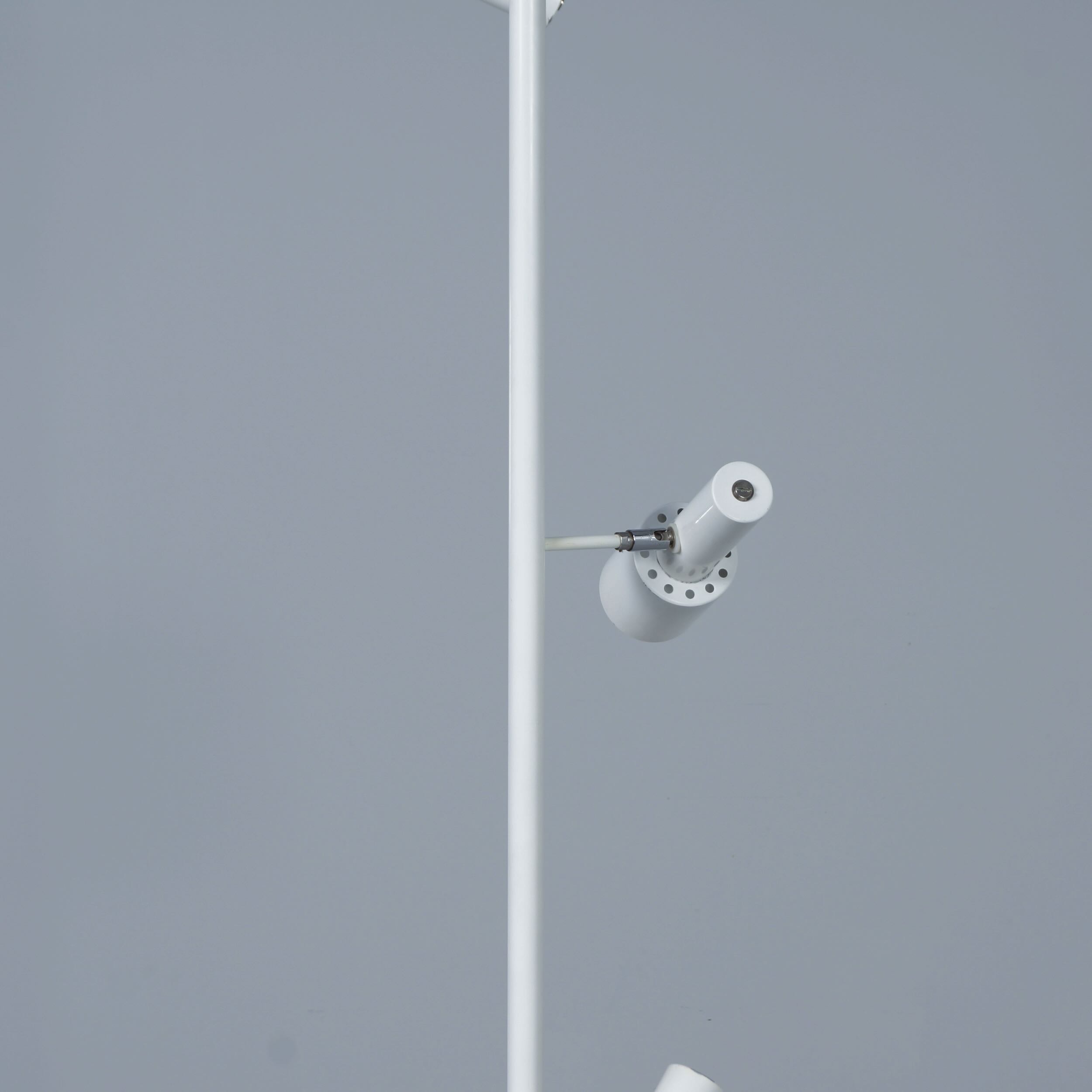 Witte telescopische vloer-tot-plafondlamp model 642 van Hala, 1970s