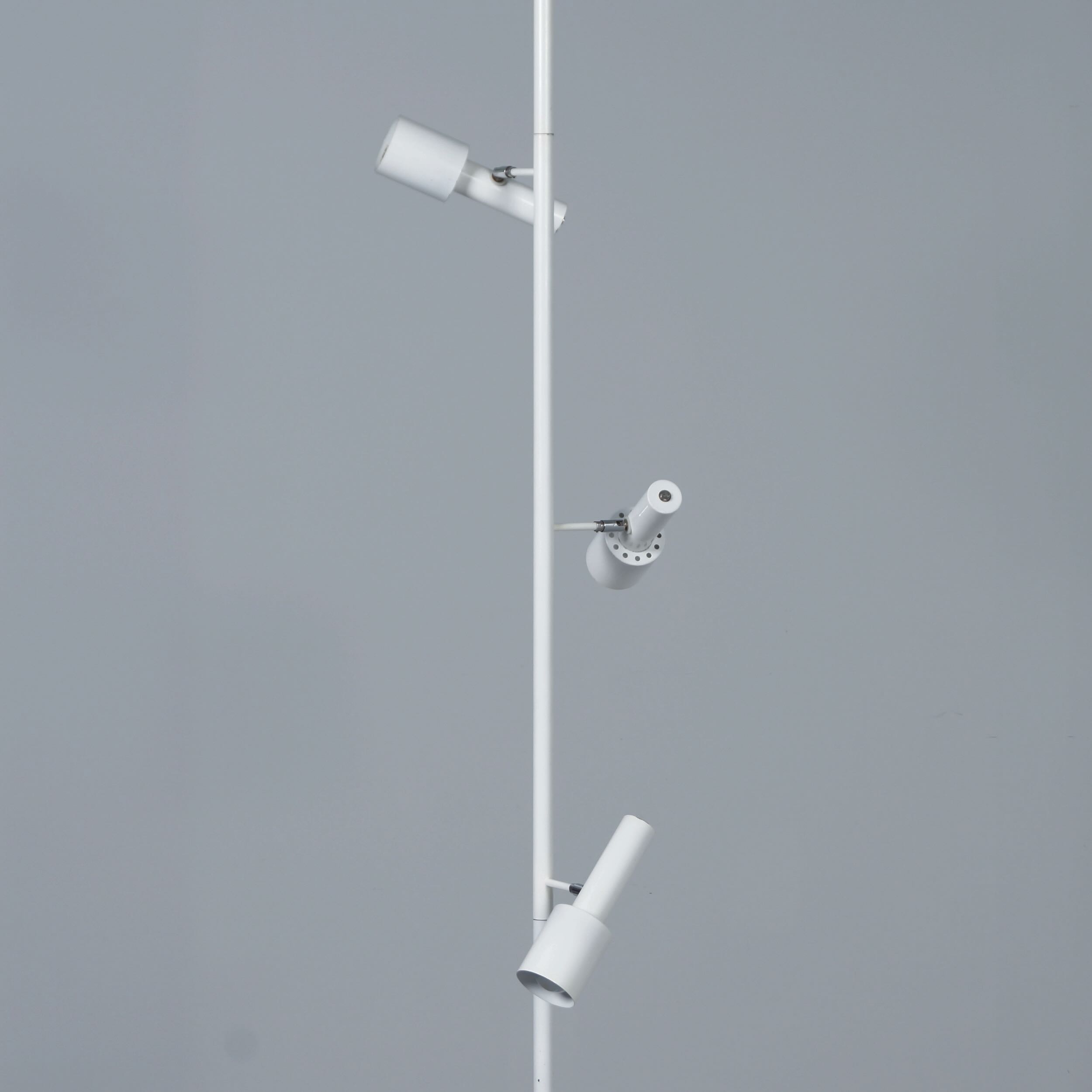 Witte telescopische vloer-tot-plafondlamp model 642 van Hala, 1970s